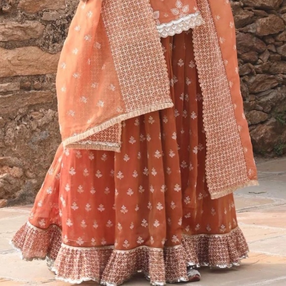 Lehenga , top and dupatta - Picture 1 of 3